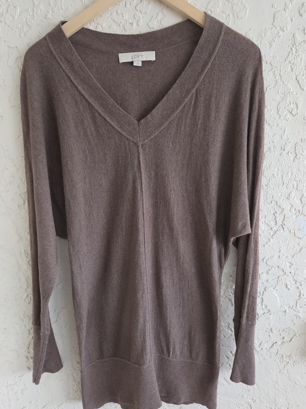 LOFT Mauve Brown V-Neck Lightweight Knit Sweater